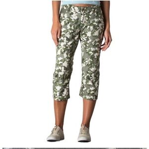 Toad&Co Dusty Olive Camo Print Petrograph Cropped Pants size 8